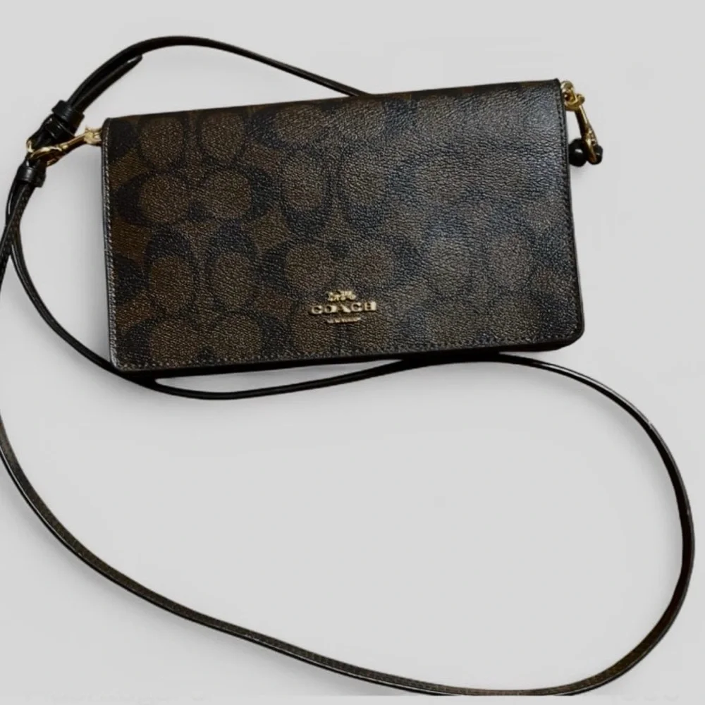 Coach Brown Foldover Crossbody Bag✨ - Picture 1 of 5